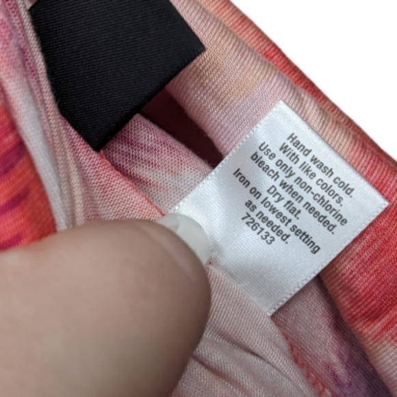 a.n.a Red/Orange Tie-Dye Maxi Skirt π
β¨ Petite - Picture 5 of 10